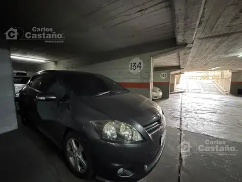 Cochera Fija a 2/c de Av. Cabildo y Juramento, Cerca del Subte