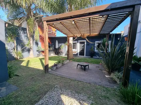 PH  con Jardin y Parrilla en Munro