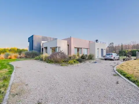 Casa en venta en Campos de Roca