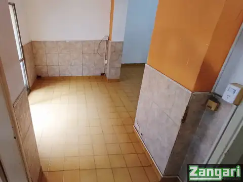 Depto Tipo Casa en Venta en Parque Chacabuco, USD 59.000