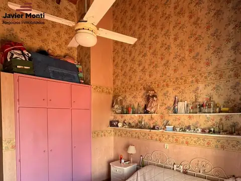 Casa 5 ambientes con 4 baños