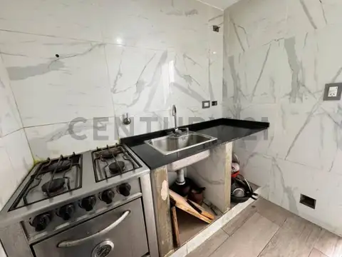 VENTA PH 3 AMBIENTES CON PATIO  EN BALVANERA