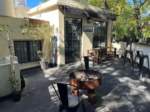 DELGADO ESQUINA GREGORIA PEREZ - CASA 2 DORM PATIO Y TZA