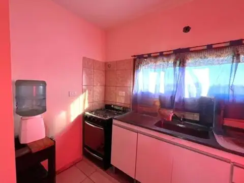 Casa 3 ambientes con 1 baño