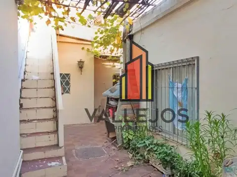 Vivienda multifamiliar en PH | patio, terraza, cochera