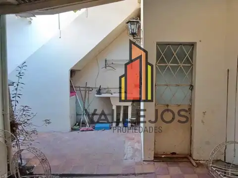 Depto Tipo Casa en Venta con 1 cocheras