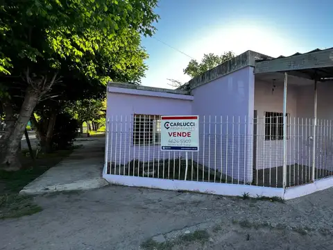 Casa multifamiliar deposito venta Ituzaingo
