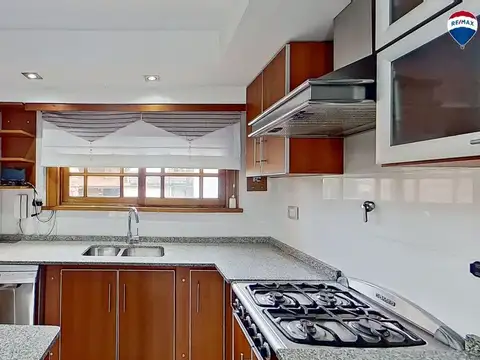 Comandante Franco 100