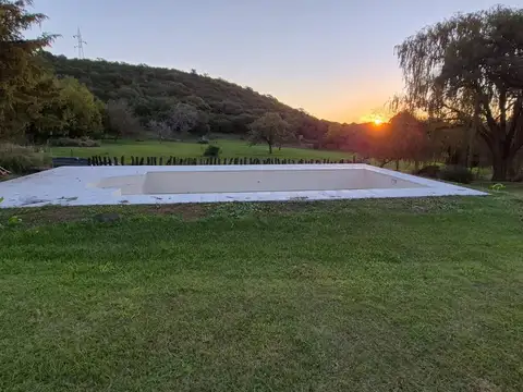 Casa en Venta con 4 cocheras