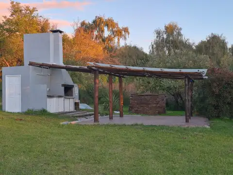 Casa 6 ambientes con 4 baños