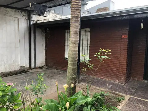 Casa en Alquiler en Zeballos, $ 700.000