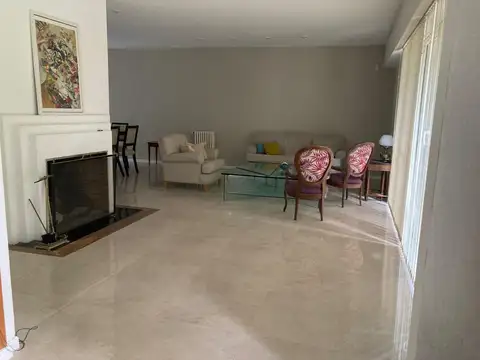 Casa en Venta en Olivos Quinta Presidencial, USD 890.000