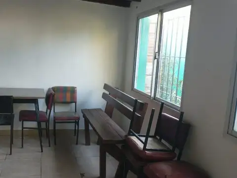 CASA EN LOTE DE 43.30X43.30 EN CALLE 41 AL 2600 - 1850 M2 TOT ESPECT PARQUE C/PARR COMED DIARIO