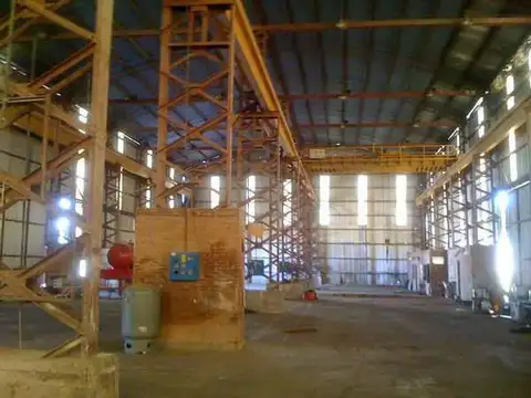 Galpon en Venta 73  mts Frente