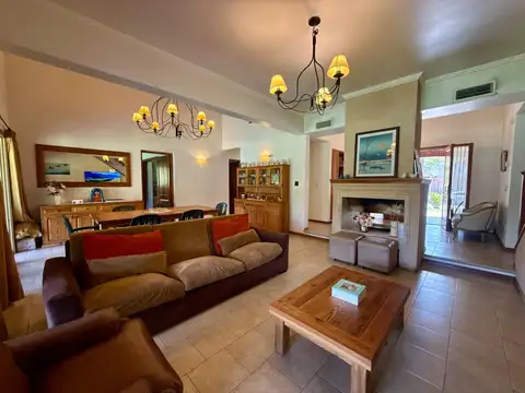 Casa en alquiler, Lomas de Fátima, Pilar