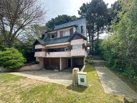 Casa en Duplex de 4 ambientes en Venta en Pinamar