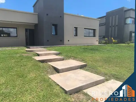 Casa en Alquiler de 2 dormitorios