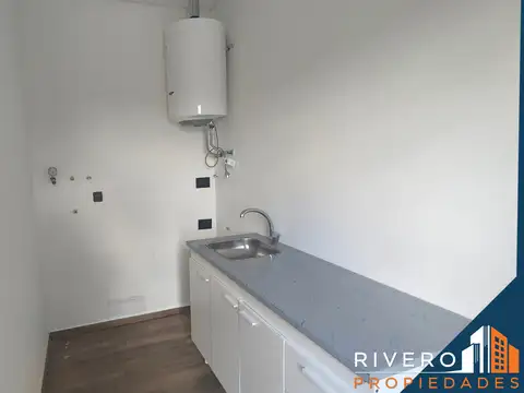 Casa en Alquiler con 1 cochera