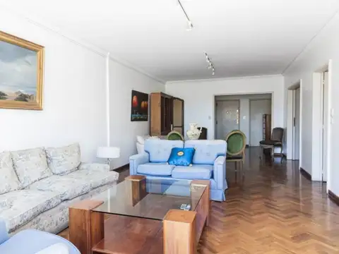 Junca y Av. 9 de Julio