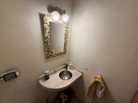 Departamento 5 ambientes con 2 baños