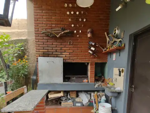 Casa tipo Chelet en venta en G. de Laferrere