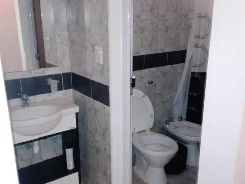 Oficina en Venta con 5 cocheras