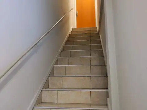 Santa Fe 300, Piso 1