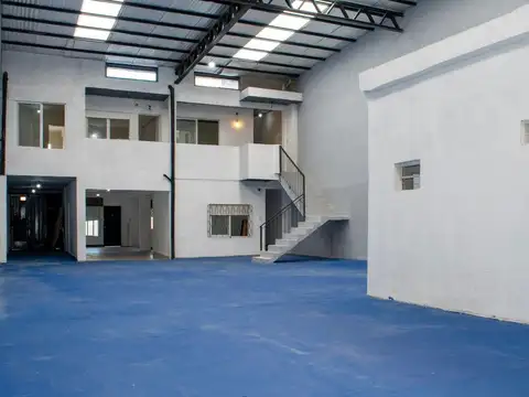 VENTA CASA MULTIFAMILIAR 6 AMB LA TABLADA C GALPON