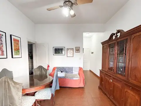 Departamento 3 ambientes con balcón al frente