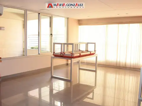 Departamento 4 ambientes con 3 baños