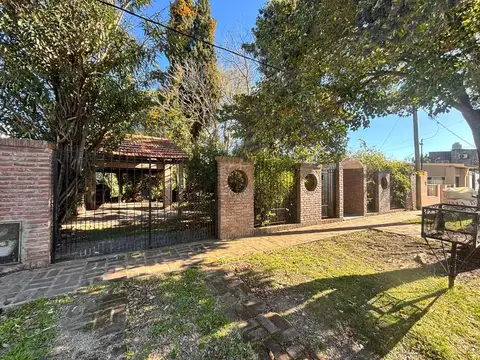 Calle 135  e/  56 y 57