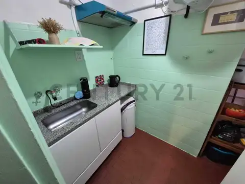 SE VENDE DEPARTAMENTO  DE 2 AMBIENTES, PLANTA BAJA, EN MONTSERRAT, APTO CREDITO