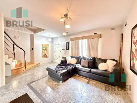 Casa en Venta en Banfield, USD 230.000