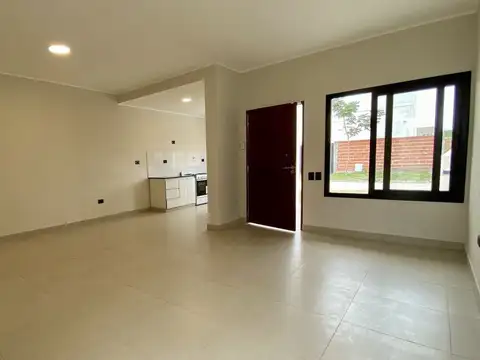 VENTA DUPLEX A ESTRENAR EN URB. VIA AURELIA