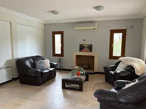 Casa en Alquiler Temporal en San Eliseo Golf & Country, USD 12.000