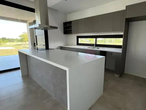 Casa en Venta 1 año