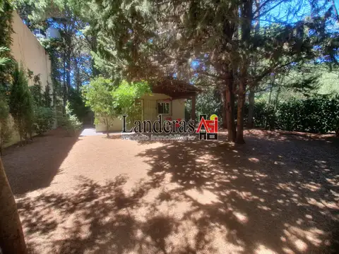 Casa 4 amb. - Lote Arbolado de 500m2