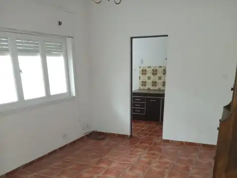 Depto Tipo Casa en Alquiler de 3 ambientes