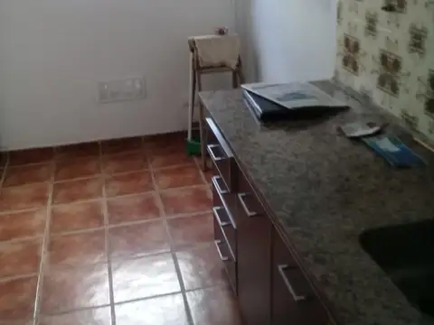 Depto Tipo Casa 3 ambientes con 1 baño