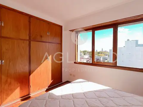 Departamento en Alquiler con 1 cocheras