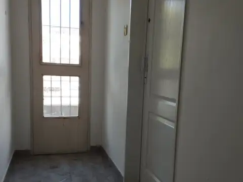 Departamento en Alquiler en Liniers, $ 700.000