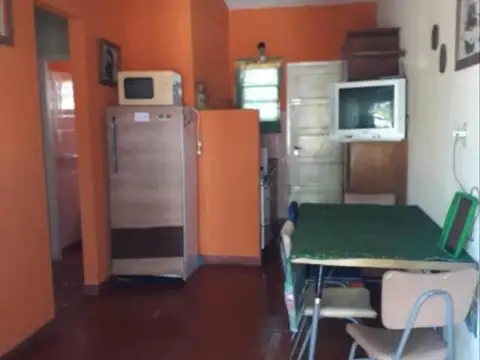 Casa en Venta con 4 cocheras