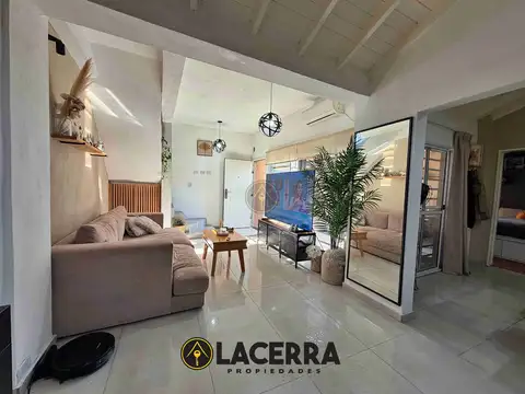 Casa 3 Ambientes mas Galpon - Loma Hermosa