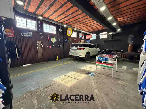 Venta Casa 3 Amb mas Galpon - Rivadavia al 5500