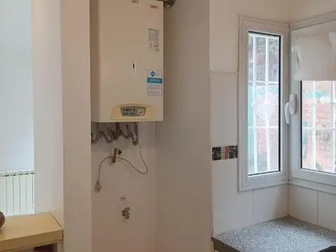 Depto Tipo Casa 3 ambientes con 2 baños