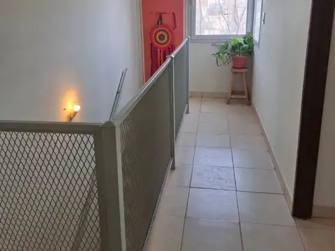 Depto Tipo Casa 3 ambientes con 2 baños