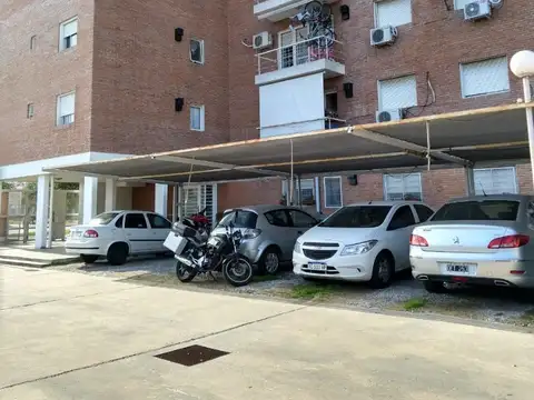 PELLEGRINI 4300 , CON COCHERA