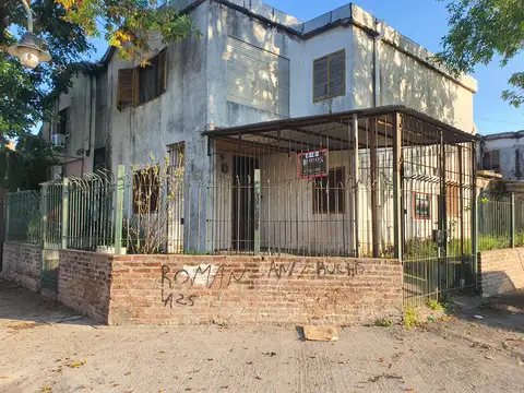 CASA PH 3 AMB. BUEN ESTADO  VENTA DIRECTA 