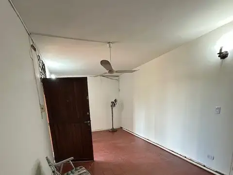 CASA PH 3 AMB. BUEN ESTADO  VENTA DIRECTA 