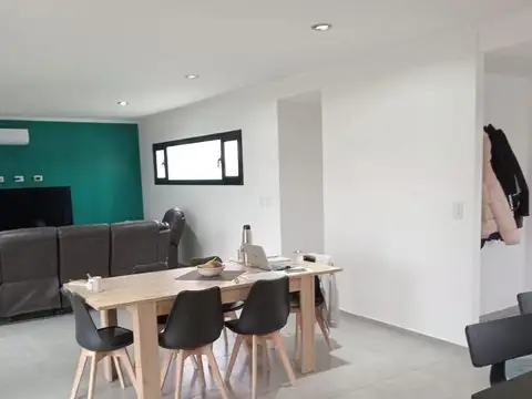 VENTA CASA 3 DORMITORIOS CIPOLLETI, RIO NEGRO
